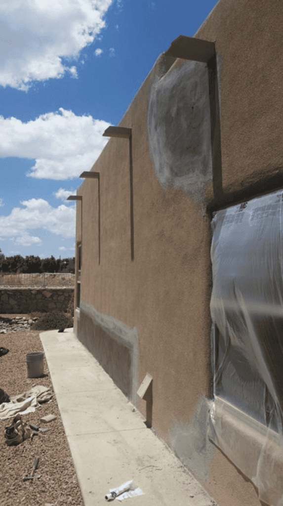 4 SIGNS OF STUCCO LEAKS - Engel Coatings